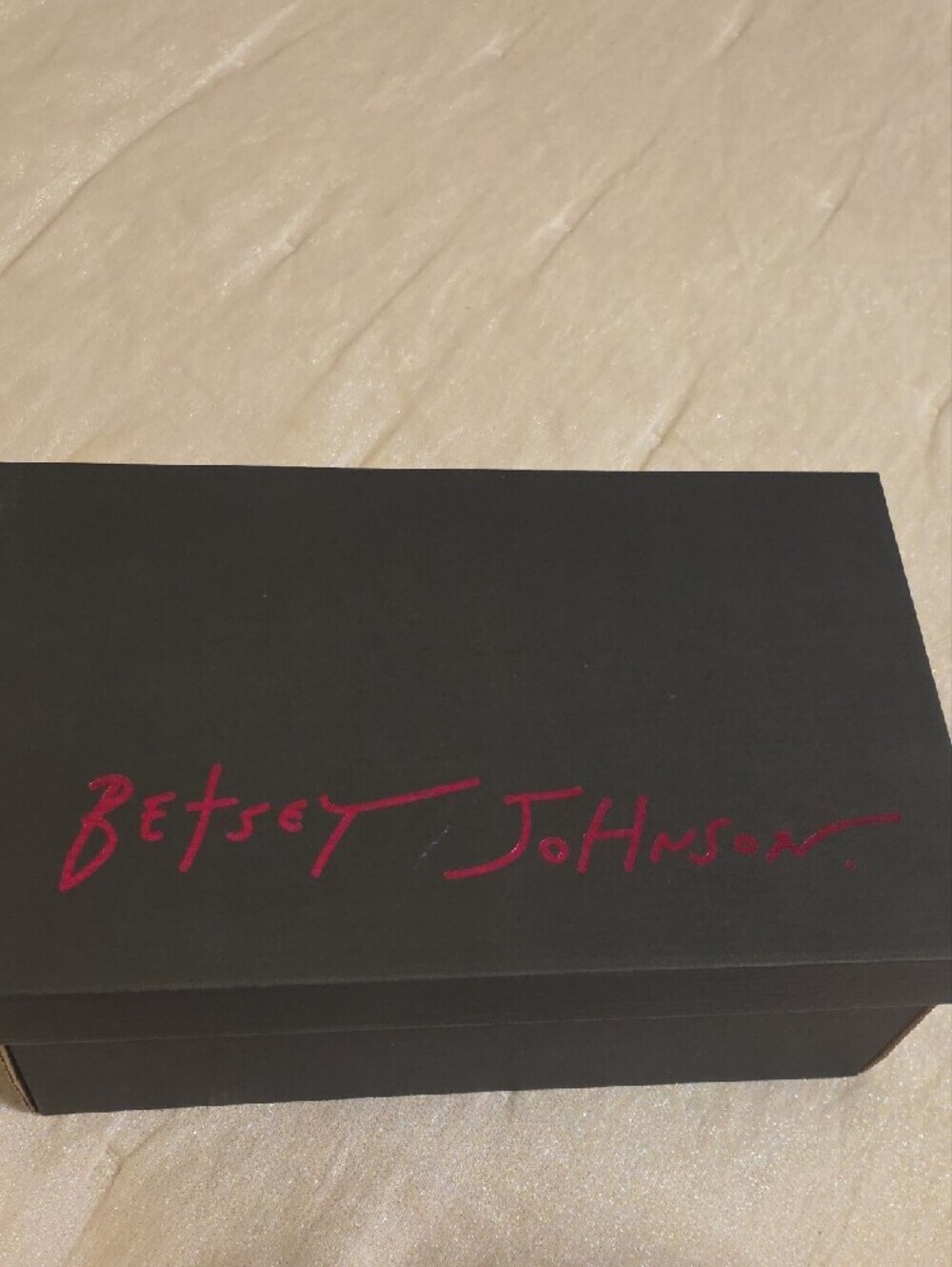 Betsey Johnson ASHHLEY Multi Lips Black Slingback Pumps Red and Pink Lips Size 8 - Picture 2 of 14